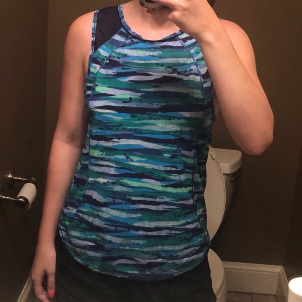 Lululemon tank